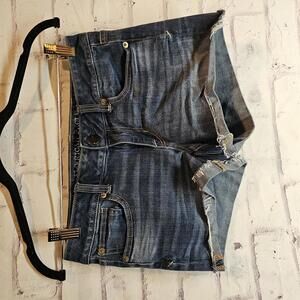 AE Medium Wash Shorts Size 4